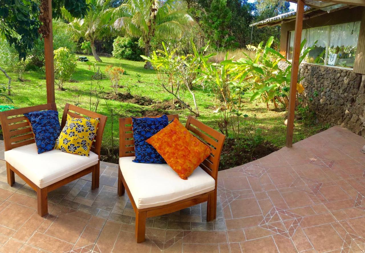 Hare PakoBa Guest House Hanga Roa Extérieur photo